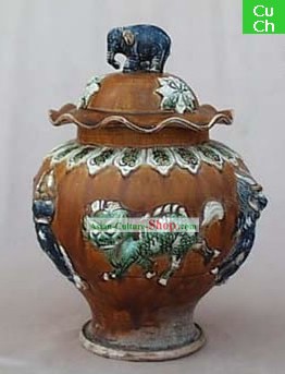 Chinês clássico archaized Tang San Cai Estátua Elefante-Kylin Knob Shaped Lidded Pot