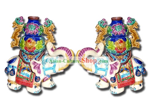 Cochin China Cerámica elefante con la botella ricos