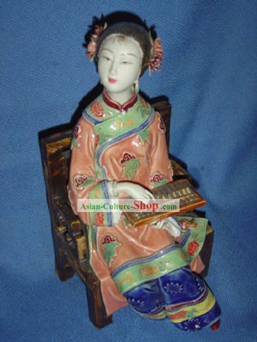 Яркие китайской керамики статуя, династии Цин женщина делает счетов