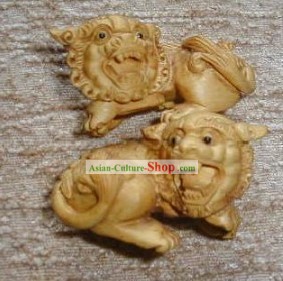 Chinese Vivid Handmade Wood Sculpture-Lion Pair