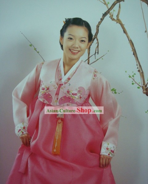Supreme Korean Traditional Embroidered Flower Dress Hanbok for Women (pink)