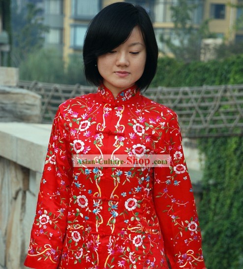 Chinese Classical Lucky Red Handmade and Embroidered Floral Silk Blouse for Women