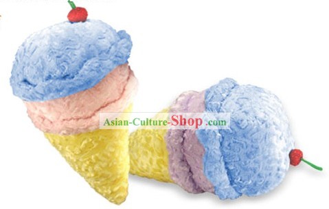 アイスクリームのコーン綿毛のような羽枕