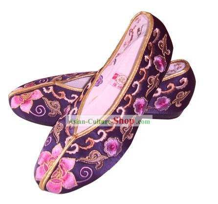 Chinese Traditional Handmade Embroidered Princess Satin Shoes (various flower, purple)