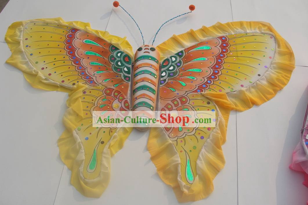 中国の伝統祝賀パレードの蝶のコスチュームがセットを完了