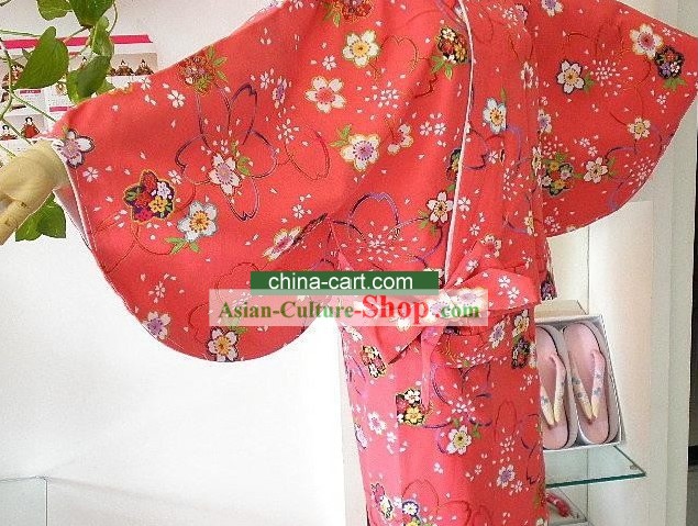 伝統的な赤東洋桜日本の着物のハンドバッグと下駄フルセット