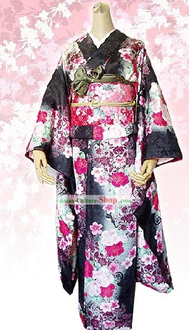 Supreme Japanese Silk Flowery Kimono Attire Handbag and Geta Full Set