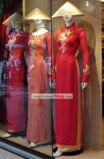 Vietnamese Traditional Red Long Qipao and Bamboo Hat