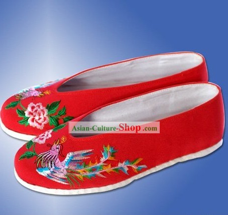 Chinois traditionnel brodé à la main et chaussures Phoenix tissu rouge