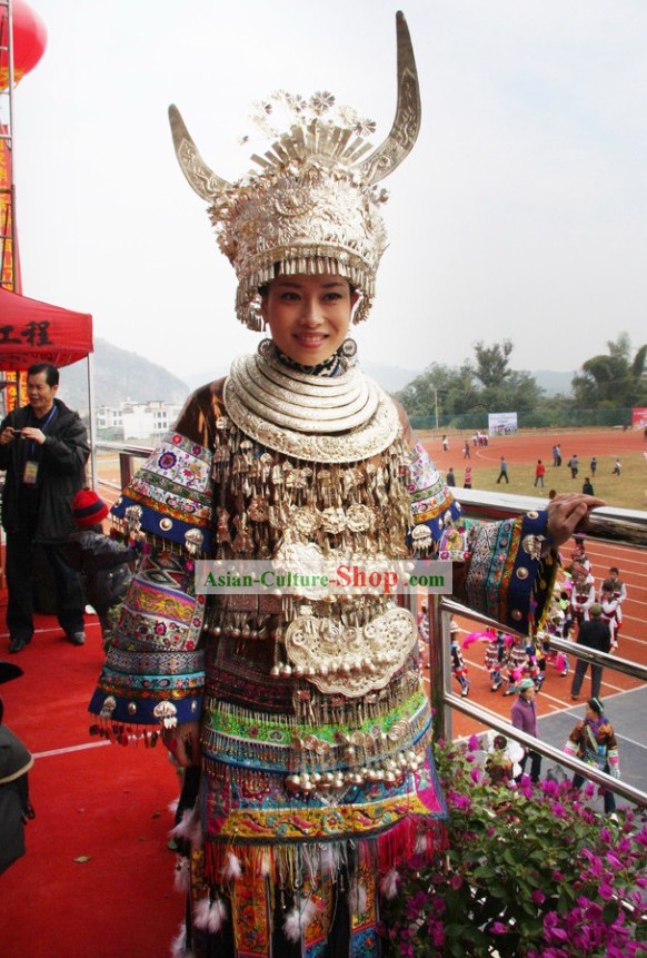 Traditional Miao Minority Long Costumes, Helmet and Necklace Complete Set for Women