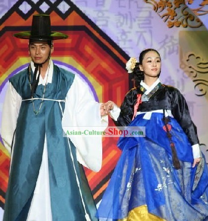 Korean Stage Performer's Costumes 2 Sets for Men and Women