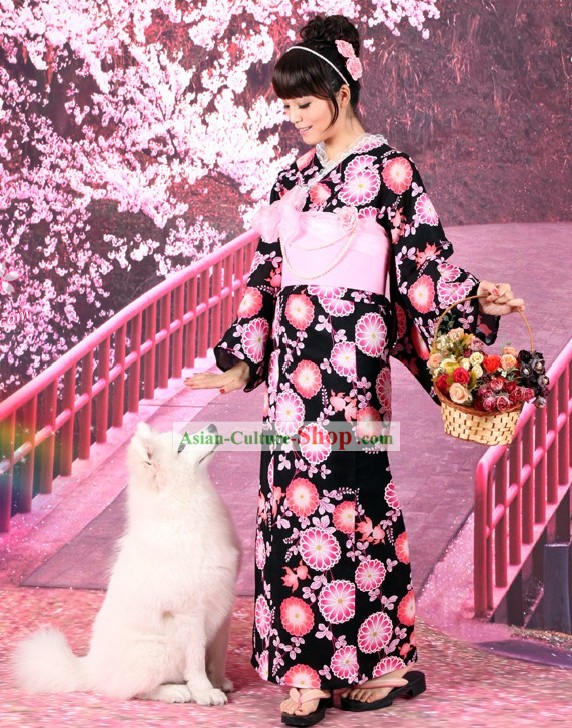 Japanese Yutaka Kimono Costume Obi and Geta Sandal Complete Set for Women