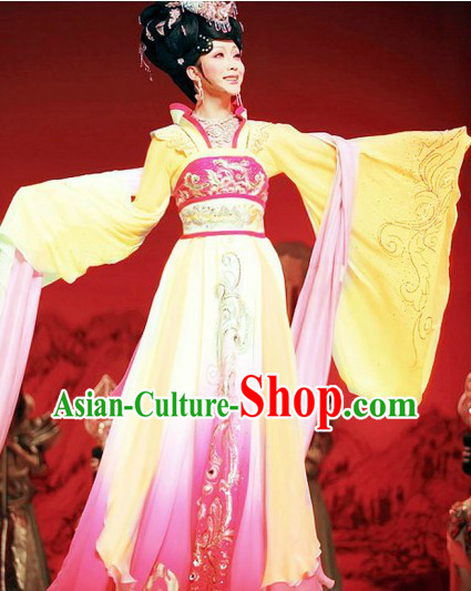 Ancient Chinese Tang Dynasty Palace Yang Guifei Costumes and Headpiece