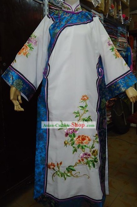 Qing Dynasty Princess White Embroidered Costume for Women