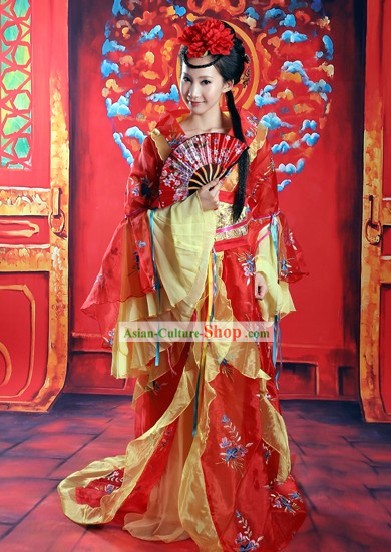 Ancient Chinese High-ranked Imperial Concubine Costume and Hair Accessories
