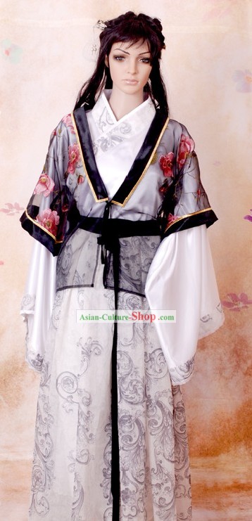 Traditional Ancient Chinese Clothing for Women