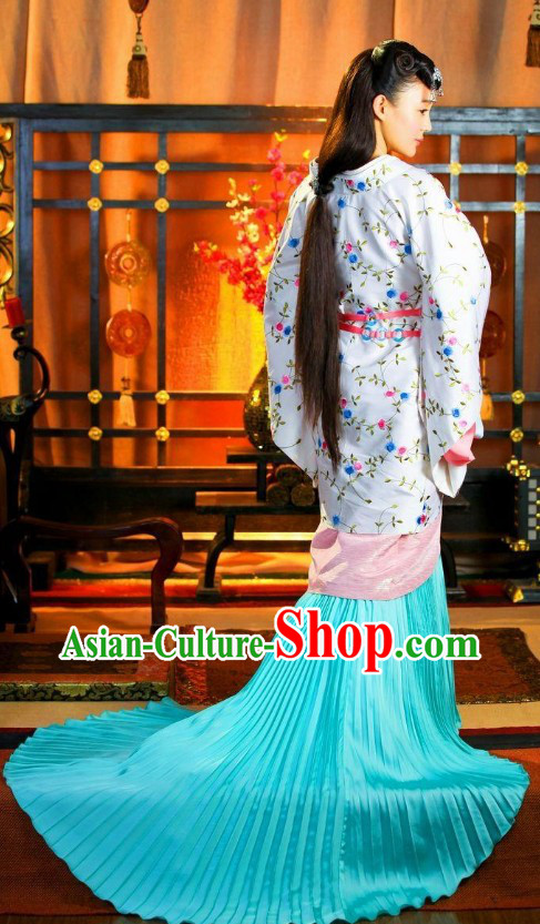 Chinese Classic Imperial Han Princess Costumes with Long Tail