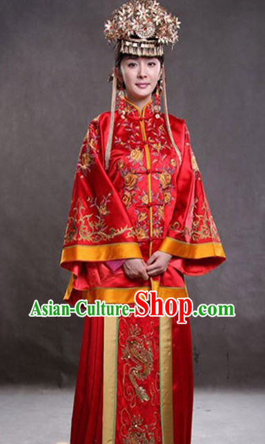 Traditional Chinese Embroidered Lucky Red Wedding Dress Complete Set