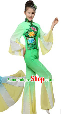 Chinese Fan Dance Costumes and Headpiece