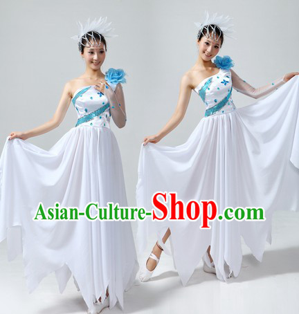Chinese Stage Performance Choir Costumes and Headwear for Women