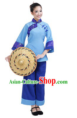 Chinese Female Farmer Costumes and Hat
