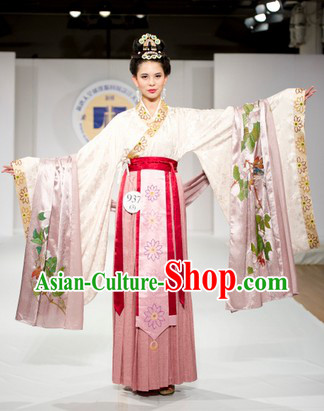 Traditional Chinese Woen's Clothes