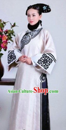 White Qing Dynasty Imperial Palace Lady Outfit for Women