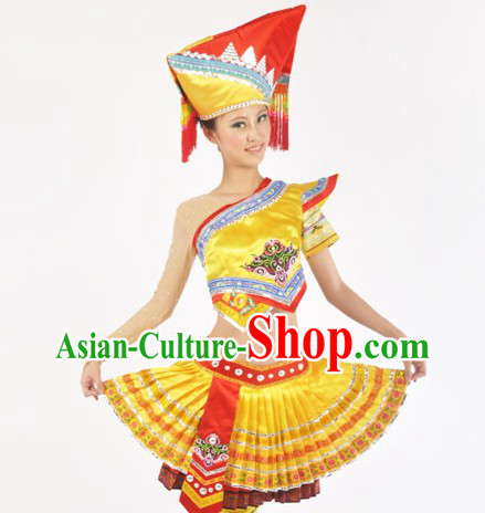 Traditional Chinese Zhuang Ethnic Clothes and Headdress for Women