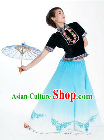 Chinese Umbrella Dancing Costume and Umbrella for Women