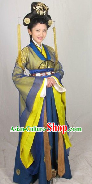 Ancient Chinese Priness Clothing and Hair Accessories Complete Set for Women