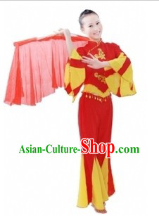 Traditional Chinese Fan Dancing Costume for Women