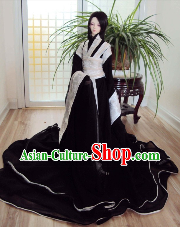 Ancient Chinese Black and White Clothing for Men