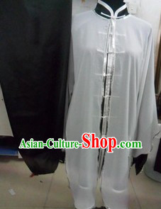 Traditional Chinese Long Sleeves Martial Arts Uniforms and Cape