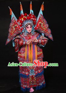 Traditional Chinese Peking Opera Mu Guiying Costumes and Helmet