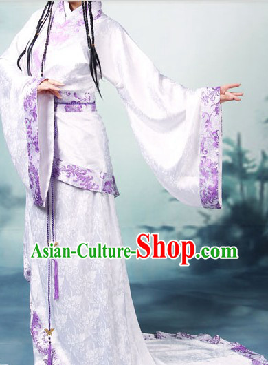 Ancient Chinese Han Dynasty Qu Ju Clothing Set and Hair Accessories for Lady