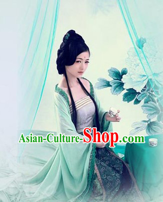 Ancient Chinese Tang Dynasty Green Lady Clothes