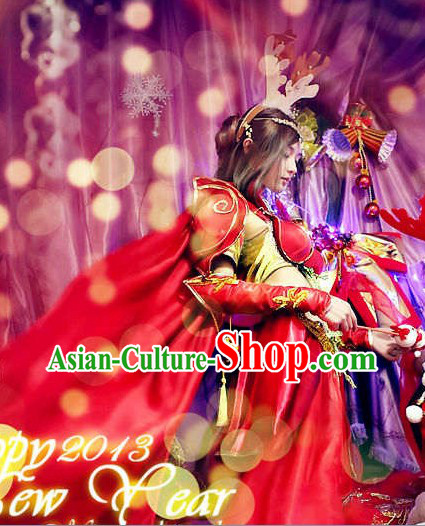Ancient Chinese Style Red New Year Cosplay Costume with Long Cape