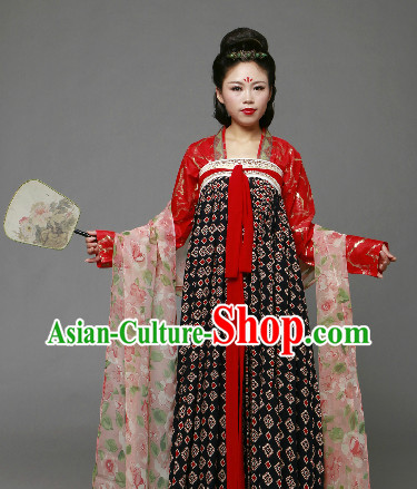 Traditional Chinese Tang Dynasty Clothing and Fan Complete Set