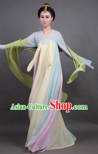 Traditional Women's clothing in China