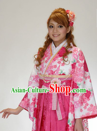 Traditional Japanese Pink Kimono Set for Women