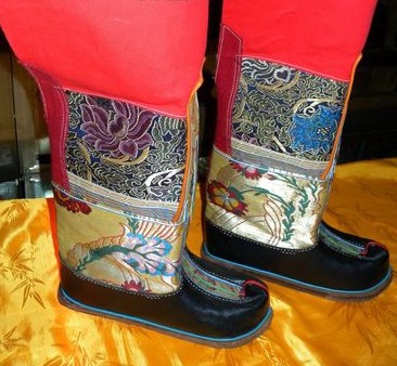 Traditional Chinese Tibetan Boots for Men
