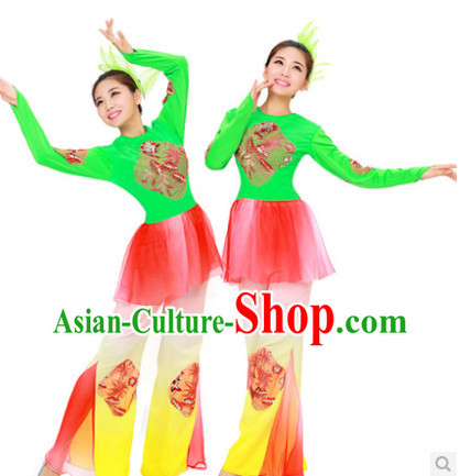 Chinese Folk Dance Costume and Headdress