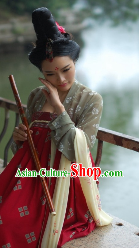 The Chinese Tang Dynasty Clothing  and Hat Complete Set for Women