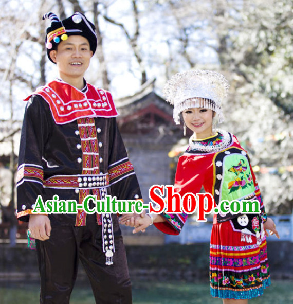 Traditional China Miao Clothes for Men and Women