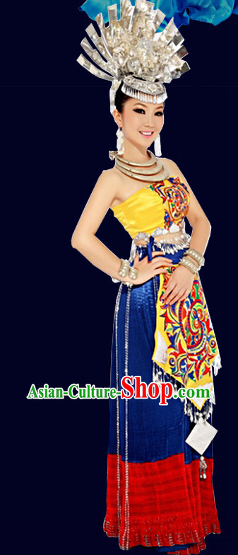 China Miao Minority Ethnic Suit and Hair Accessories for Women