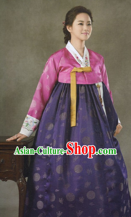 Korean Traditional Ceremonial Clothing for Women