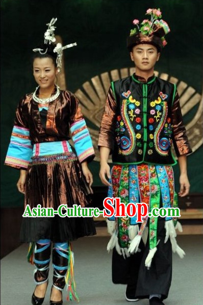 Oriental Clothing Chinese Traditional Husband and Wife Ethnic Clothes in China