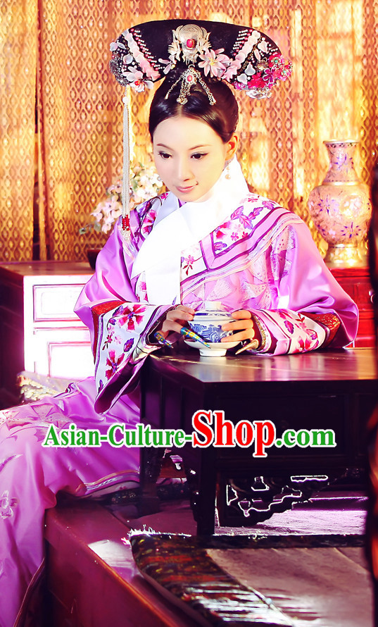Chinese Imperial Manchu Embroidered Robe and Hair Accessories Complete Set