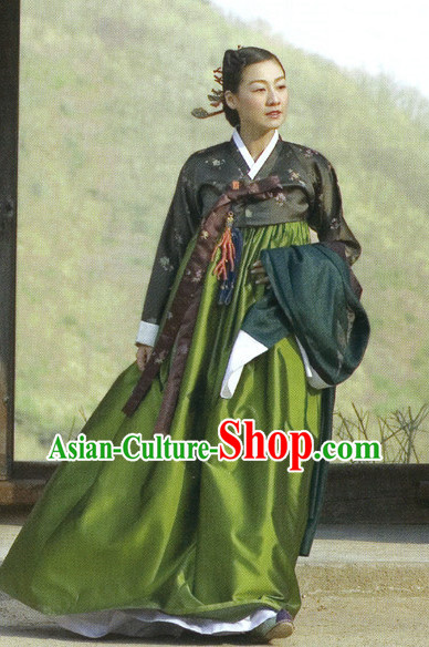 Traditional Korean Classical Clothing Hanbok for Ladies