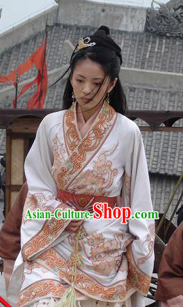 Chinese Ancient Folk Dress and Hair Accessory for Women